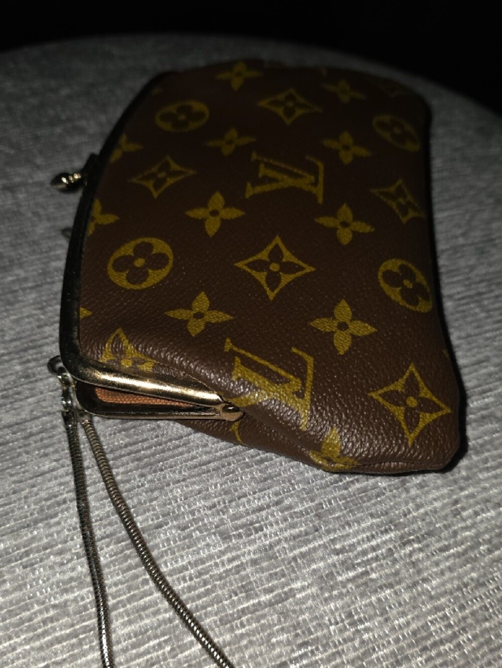 Louis Vuitton Brown Monogram Kiss Lock Pouch Clutch Wristlet - Picture 4 of 7